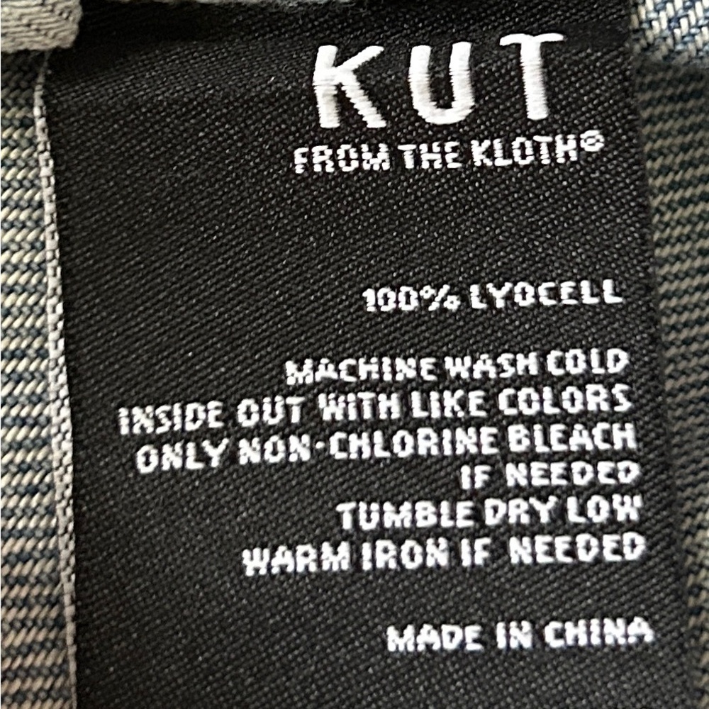 Kut From the Kloth Lyocell Chambray Button Down |… - image 7